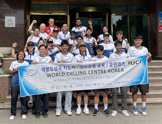 국제 트랙(Track) 캠프 참가자 사진. 사진=대한사이클연맹