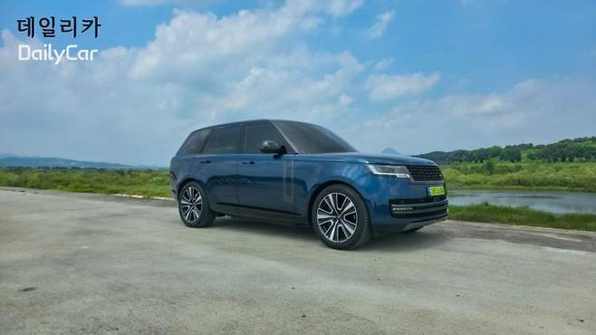 랜드로버 레인지로버 AB p550e SWB