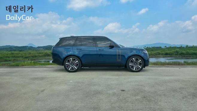 랜드로버 레인지로버 AB p550e SWB