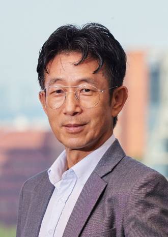 저우밍교수/출처=닝보동방과학기술대학교 홈페이지