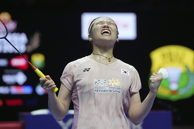 안세영이 인도네시아오픈 우승 후 포효하는 모습  [AP]