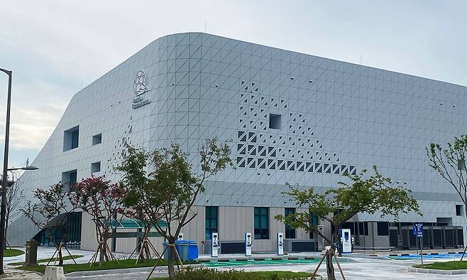 전북 전주스포츠타운에 세계 최로로 건립된 전주국제드론스포츠센터 전경. 전주=김동욱 기자