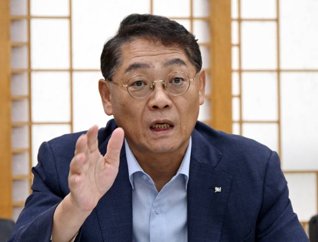 황상하 SH 사장이 서울 강남구 개포동 SH에서 “앞으로 공공 디벨로퍼의 역할을 강화할 것”이라고 말하고 있다. 성형주 기자