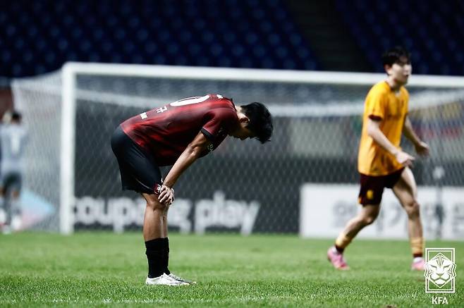 ▲ At the Gwangju World Cup Stadium on the 20th, Gwangju FC and Bucheon FC's 2025 Hana Bank Korea Cup semi -finals were held. The only gust of Bucheon, which was the only member of the K -League 2, was significant, but Gwangju, which showed competitive edge in the K -League 1, was definitely superior. Gwangju won the first game with 2-0 and defeated the baseline for the finals. Ⓒ Korean Football Association
