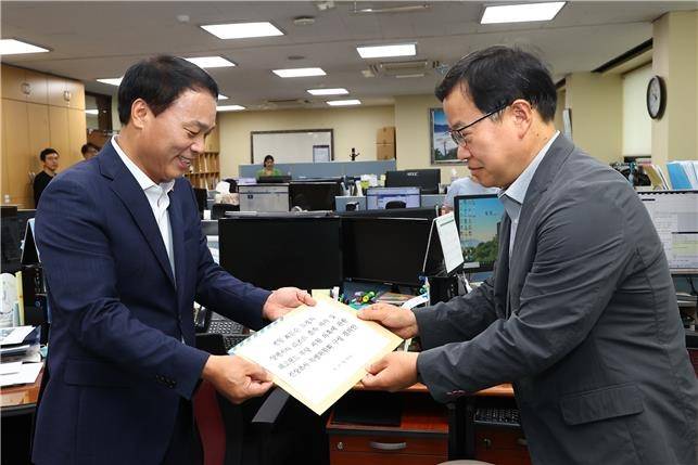 박기영 강원도의원, 전임 도정 잘못 진상조사 특위 구성안 제출 [강원특별자치도의회 제공. 재판매 및 DB 금지]