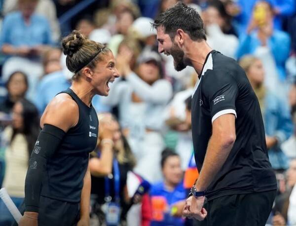 2025 US오픈 혼합복식 챔피언에 오른 안드레아 바바소리(오른쪽)-사라 에라니. 사진/US오픈