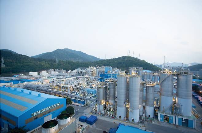 롯데케미칼 여수공장 전경. / 뉴스1