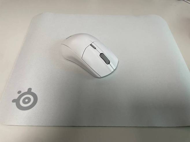 QcK 마우스패드