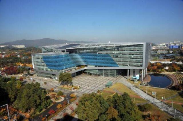 경기 성남시청 전경. 성남시 제공