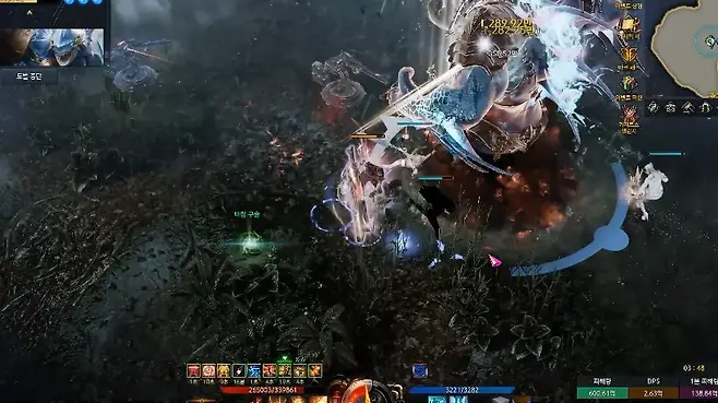 ▲ 강화 브레스는 정면보다 후방 꼬리치기에 주의