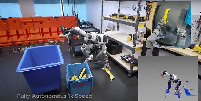 보스턴다이나믹스 아틀라스가 연구원의 방해에도 불구하고 업무를 수행하고 있다. 사진=보스턴 다이내믹스 유튜브 화면 캡처