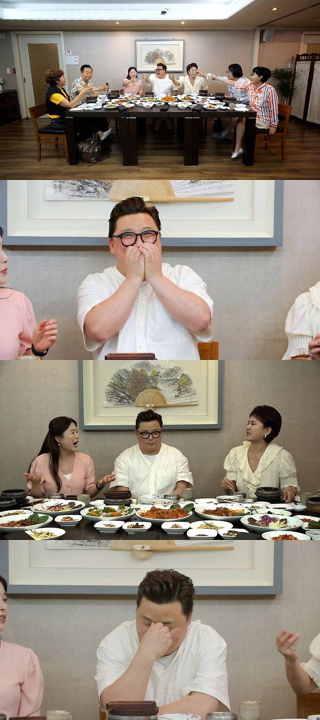 [서울=뉴시스] 21일 오후 8시 50분 방송하는 JTBC 예능 프로그램 '1호가 될 순 없어2'에선 윤정수가 출연진 팽현숙·최양락·임미숙·김학래·이경실·김지선을 초대해 러브 스토리를 공개한다. (사진=JTBC '1호가 될 순 없어2' 제공) 2025.08.21. photo@newsis.com *재판매 및 DB 금지