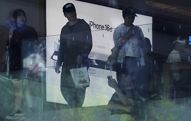 실제보다 AI 서비스를 과장해 광고하는 'AI 워싱' 사례가 급증하고 있다.[사진 | 연합뉴스]