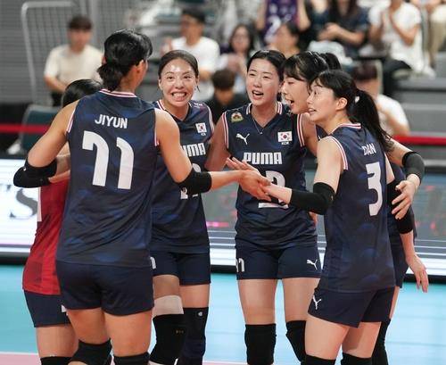 올해 VNL에 참가한 한국 여자배구 대표팀 선수들 [FIVB 홈피 캡처. 재판매 및 DB 금지]