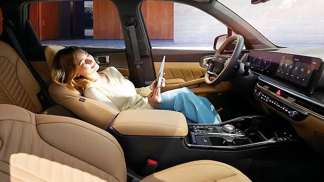 기아 쏘렌토 실내