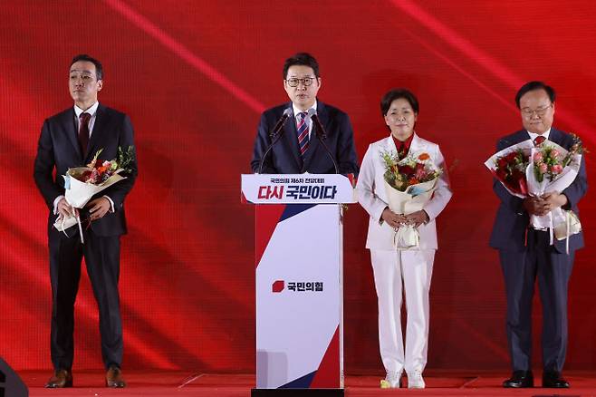 22일 충북 청주시 흥덕구 청주오스코에서 열린 국민의힘 제6차 전당대회에서 최고위원에 당선된 신동욱 후보가 수락 연설을 하고 있다. (사진 = 연합뉴스)