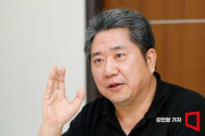 배준학 오라클벤처투자 벤처투자부문 사장이 지난 18일 서울 강남구 오라클벤처투자 사무실에서 인터뷰 하고 있다. 강진형 기자