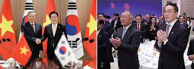 1 이재명(오른쪽) 대통령이 8월 11일 서울 용산 대통령실 청사에서 열린 한·베트남 확대 정상회담에 앞서 또럼 베트남 공산당 서기장과 악수하고 있다. 2 정의선(왼쪽) 현대차그룹 회장과 구광모 LG그룹 회장 등이 같은 날 청와대 영빈관에서 열린 한·베트남 공식 만찬에서 이재명 대통령과 또 럼 서기장 입장 때 손 뼉치고있다. /연합뉴스·뉴스1