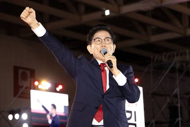 김문수 국민의힘 대표 후보가 22일 오후 충북 청주 오스코에서 열린 국민의힘 제6차 전당대회에서 비전발표를 하고 있다. 뉴시스