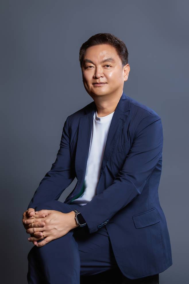 강윤성 감독