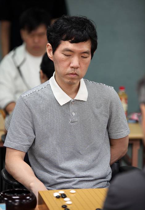 이창호 9단(사진 사이버오로 제공)