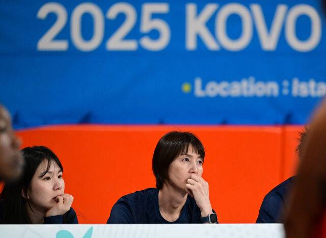 흥국생명 요시하라 도모코 감독./KOVO