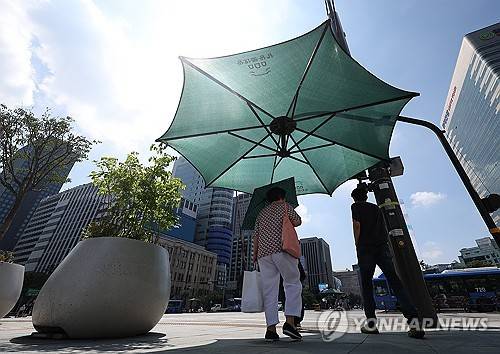 폭염 이어지는 서울 [연합뉴스 제공]