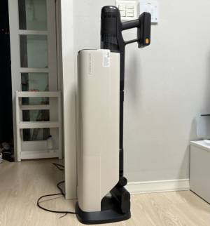 로보락 ‘H60 허브 울트라’. 사진=김예솔 기자