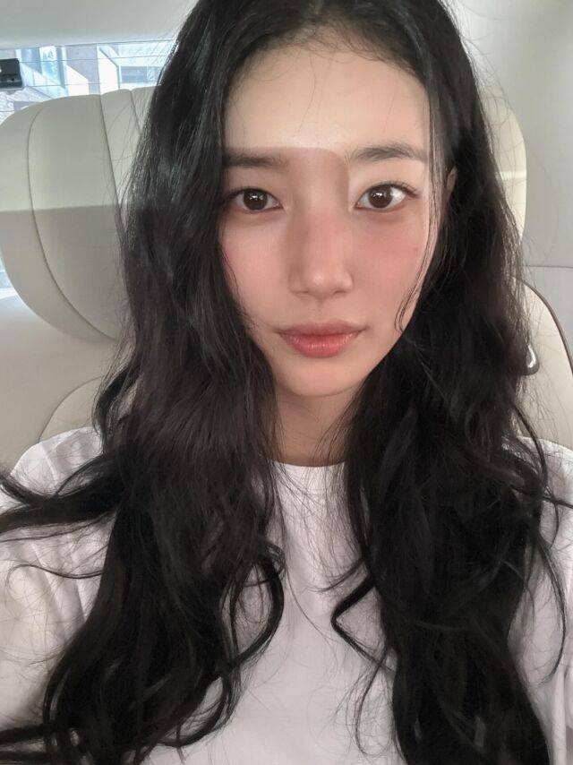 사진=수지 SNS 캡처.