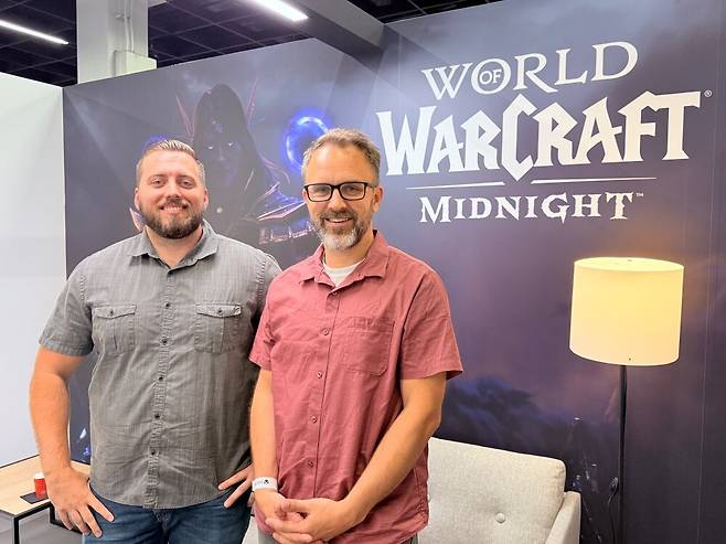 ▲ 왼쪽부터 제이드 마틴 수석 전투 시스템 디자이너, 폴 쿠빗 어소시에이트 게임 디렉터