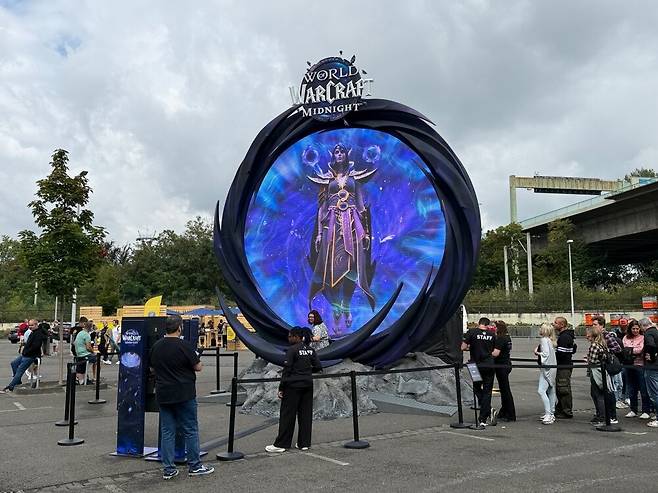 ▲ 행사장 외부에도 전시되어 있던 잘아타스