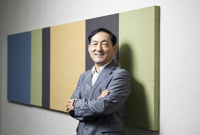 임형규 전 삼성전자 사장은 출중한 엔지니어를 알아보고 성장시키는 안목이야말로 반도체기업 경영자의 덕목이라고 믿는다. 전영현 삼성전자 부회장, 양향자 전 의원 등이 그렇게 임 사장 덕분에 기회를 얻은 인물들이다. 최영재 기자