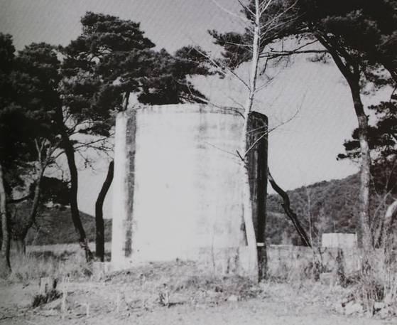 1972년 8월 대홍수 때 주민들이 14시간 동안 사투를 벌였던 시루섬 물탱크. 연합뉴스