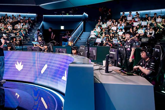 디플러스 기아 선수단. 라이엇게임즈 제공