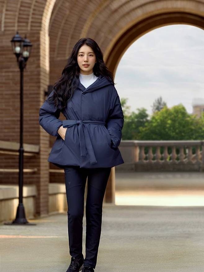 수지 인스타그램 캡처.