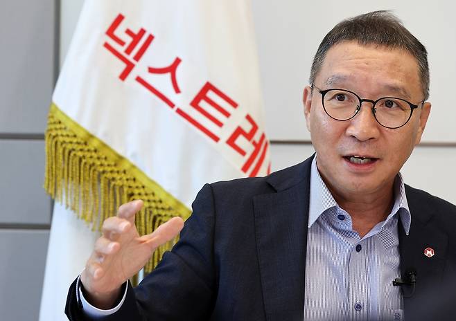 인터뷰하는 김학수 넥스트레이드 대표 (서울=연합뉴스) 이동해 기자 = 김학수 넥스트레이드 대표가 서울 영등포구 여의도 금융투자센터빌딩에서 연합뉴스와 인터뷰를 하고 있다. 2025.8.24 eastsea@yna.co.kr