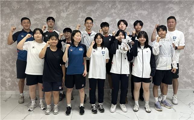 이번 대회를 마치고 25일 귀국 예정인 청소년 사격 대표 선수단 [대한사격연맹 제공. 재판매 및 DB 금지]