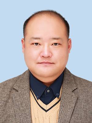 정운홍기자