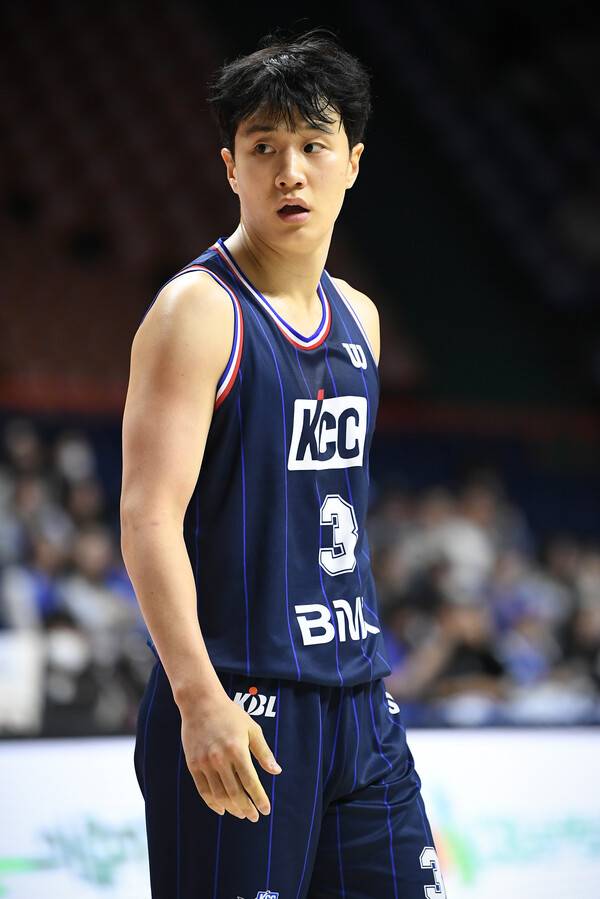 KCC의 중심 허웅. 사진 | KBL