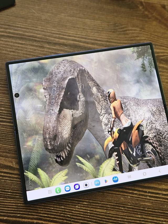 ‘갤럭시Z폴드7’ 그래픽 구동 확면. 김나인 기자