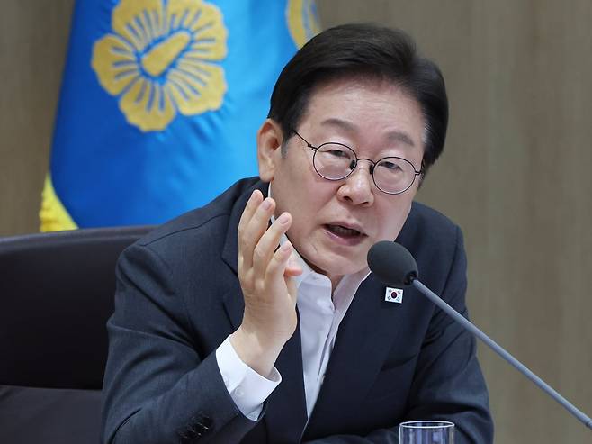 이재명 대통령이 지난달 29일 서울 용산 대통령실 청사에서 열린 국무회의에서 산업재해 관련 발언을 하고 있다. 사진=김범준 한국경제신문 기자