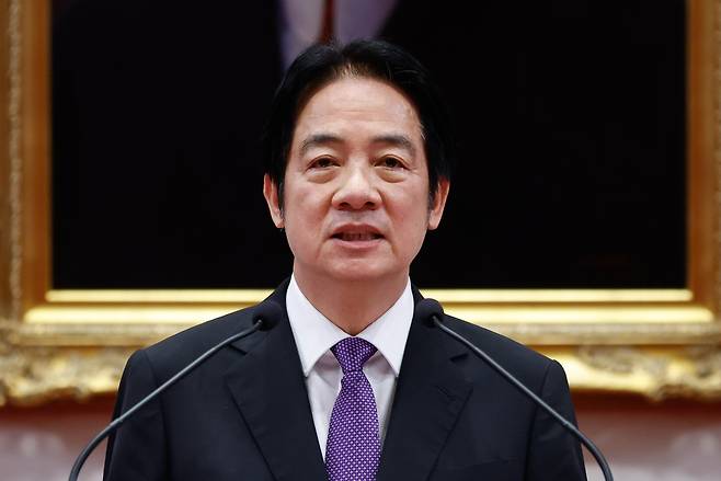 대만의 라이칭더 총통이 지난 8월 23일(현지시간) 대만 타이베이 대만 대통령부 청사에서 열린 기자회견에서 마안산 원자력 발전소 재가동 국민투표 결과와 관련해 발언하고 있다. [EPA]