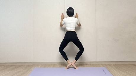 턴 아웃 플리에 & 힐 업 | 출처: 염승이 운동 전문가