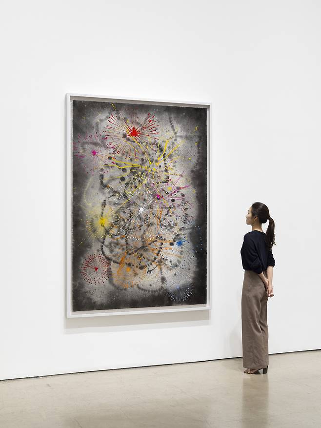 김민정 '원 애프터 디 아더'展 전시 전경 (갤러리현대 제공)