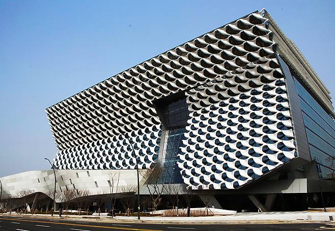 코오롱생명과학 사옥 전경. [사진=코오롱생명과학 제공]