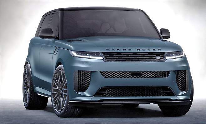 올 뉴 레인지로버 스포츠 SV 에디션 투 블루 네뷸라 매트. /JLR코리아 제공
