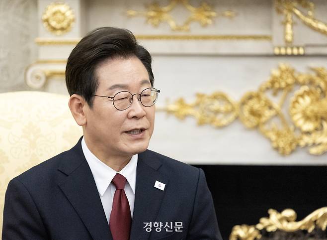 이재명 대통령이 25일(현지시간) 미국 워싱턴DC 백악관에서 도널드 트럼프 미국 대통령과 정상회담을 하고 있다. 2025.08.25 김창길 기자