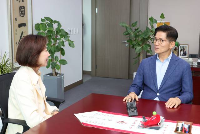 ▲국민의힘 김문수 전 대선후보와 나경원 전 원내대표(자료사진). ⓒ연합뉴스