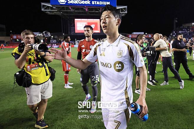 ▲ 이제 시선은 손흥민의 LAFC 홈 데뷔전에 쏠린다. LAFC는 오는 31일 홈에서 샌디에이고 FC를 상대로 경기를 치른다. 현재 손흥민 합류 이후 무패 행진을 이어가며 서부 콘퍼런스 5위(승점 41점)에 올라있어 홈에서 승리가 기대된다.