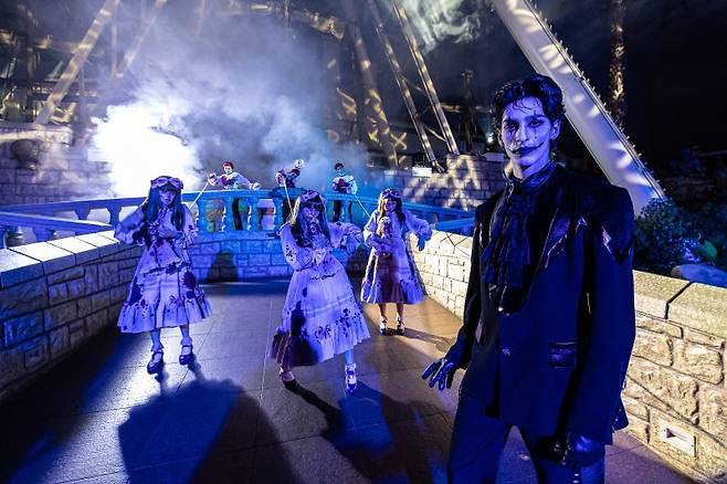 스트리트 호러 쇼: 더 마리오네트. 롯데월드 제공